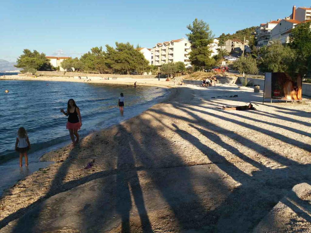Apartments Paola Trogir Eksteriør billede